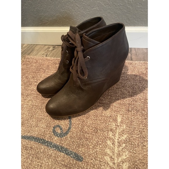 Dv8 Dolce Vita Wedge Ankle Booties Ralph Lauren Inspired  Dv8 Dolce Vita Wedge Ankle Booties Ralph Lauren Inspired Brown Size 10 Brand New